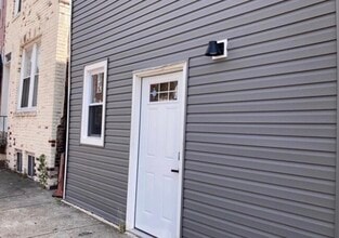 1815 S 23rd St, Unit 1 in Philadelphia, PA - Building Photo - Building Photo