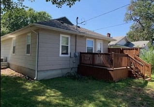 105 E 21st St in Pittsburg, KS - Building Photo - Building Photo