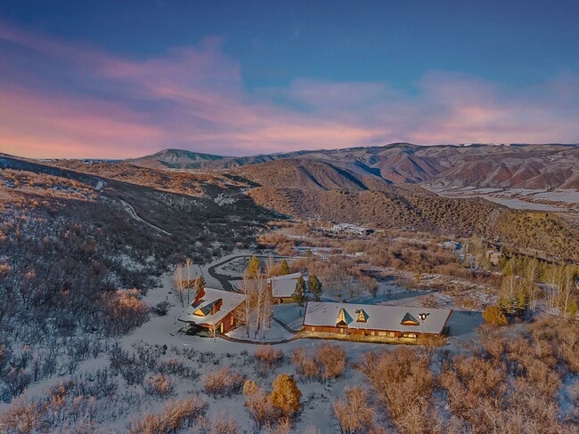 property at 2700 Juniper Hill Rd