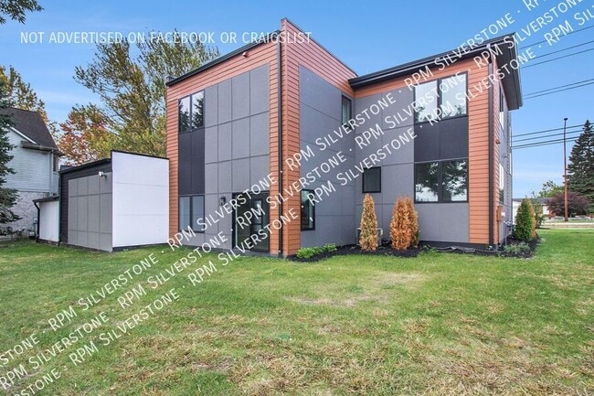 6480 John R Rd in Troy, MI - Building Photo - Building Photo
