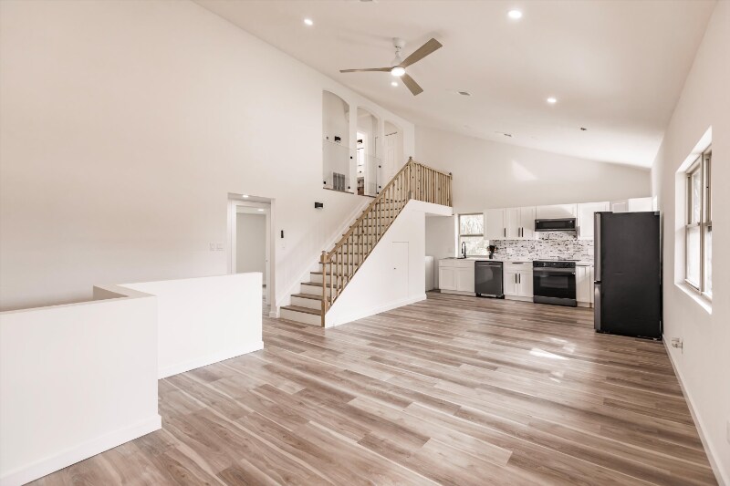21048 Peachland Blvd in Port Charlotte, FL - Building Photo