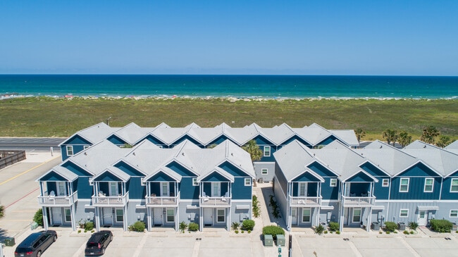 15216 Beach Way Dr in Corpus Christi, TX - Building Photo - Building Photo