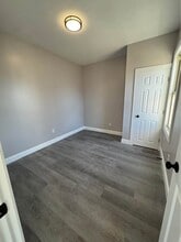 314 Dartmouth St, Unit 2 in New Bedford, MA - Building Photo - Building Photo