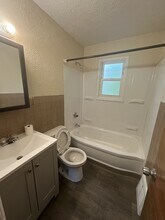 1381 E 188th St in Cleveland, OH - Building Photo - Building Photo