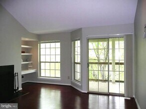 3903 Penderview Dr in Fairfax, VA - Building Photo - Building Photo