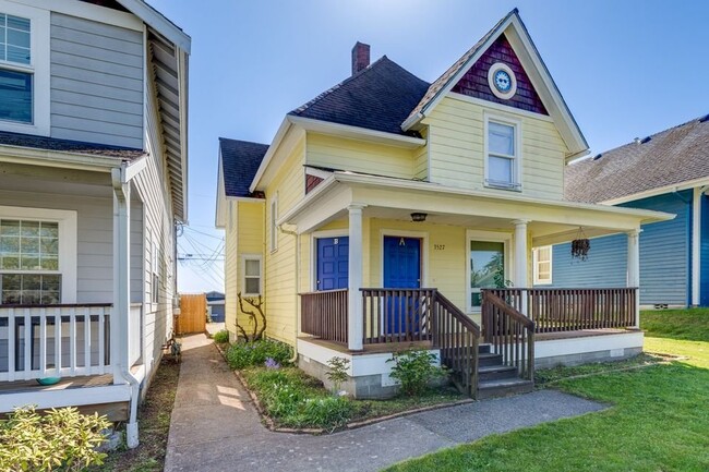 3527 Rockefeller Ave in Everett, WA - Building Photo - Building Photo