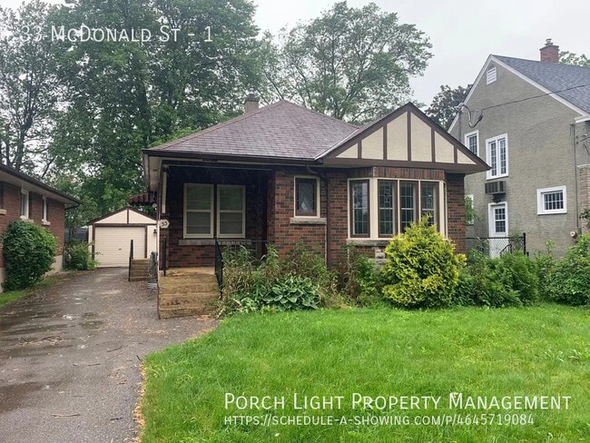 property at 33 McDonald St
