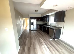 6613 Fairfield Ave in Berwyn, IL - Building Photo - Building Photo