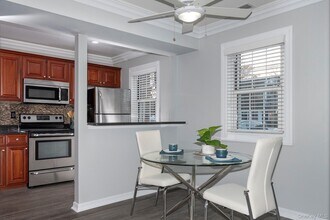 10 Mainsail Dr in Patchogue, NY - Building Photo - Building Photo