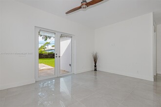 1205 NW 2nd Ave in Fort Lauderdale, FL - Building Photo - Building Photo