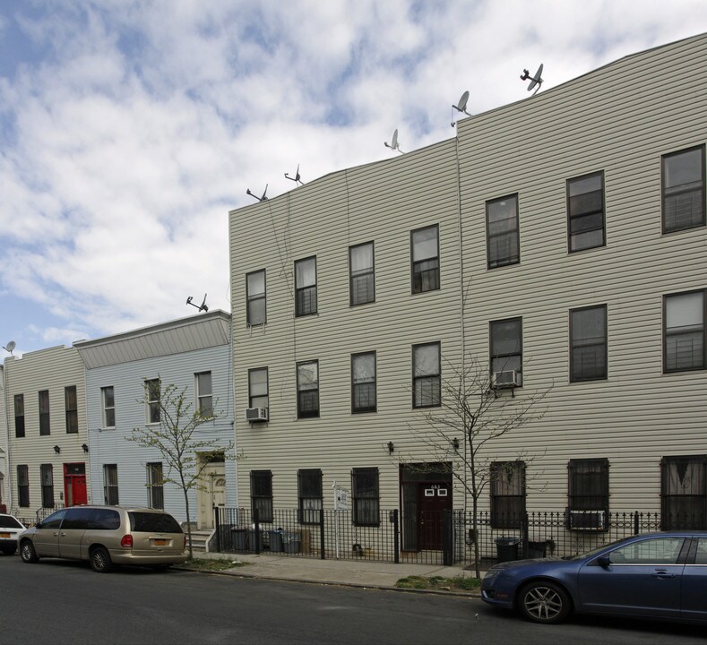 683 Park Ave in Brooklyn, NY - Building Photo