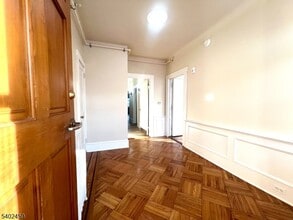 185 Broad St in Bloomfield, NJ - Building Photo - Building Photo