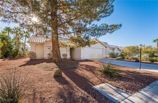 5516 Honey Mesquite Ln in Las Vegas, NV - Building Photo