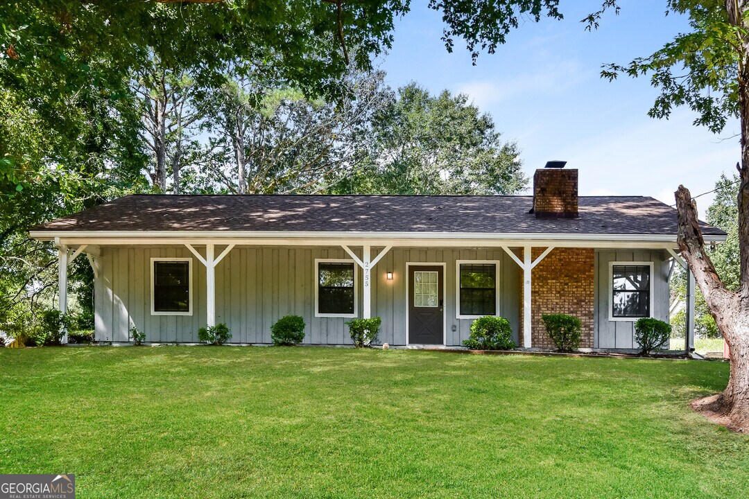 2755 Stanton Woods Dr SE in Conyers, GA - Building Photo