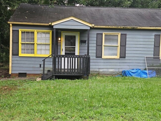 property at 809-811 Carver St