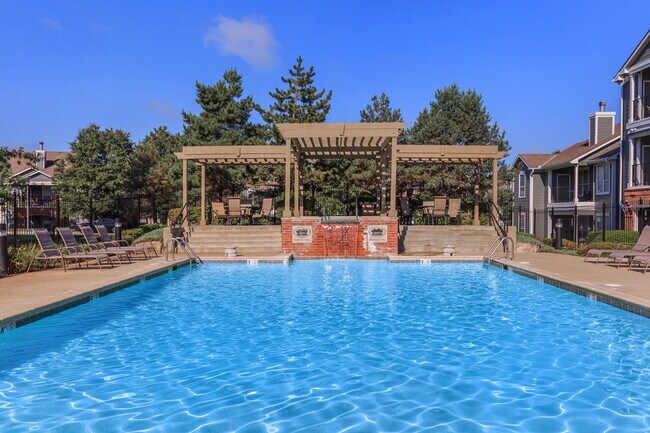 Somerset Oaks Apartment Homes