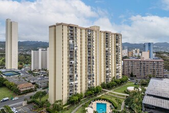 Century West in Honolulu, HI - Building Photo - Primary Photo