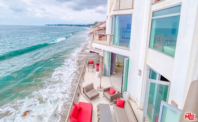 property at 27102 Malibu Cove Colony Dr