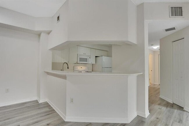 property at 2725 Anzio Ct