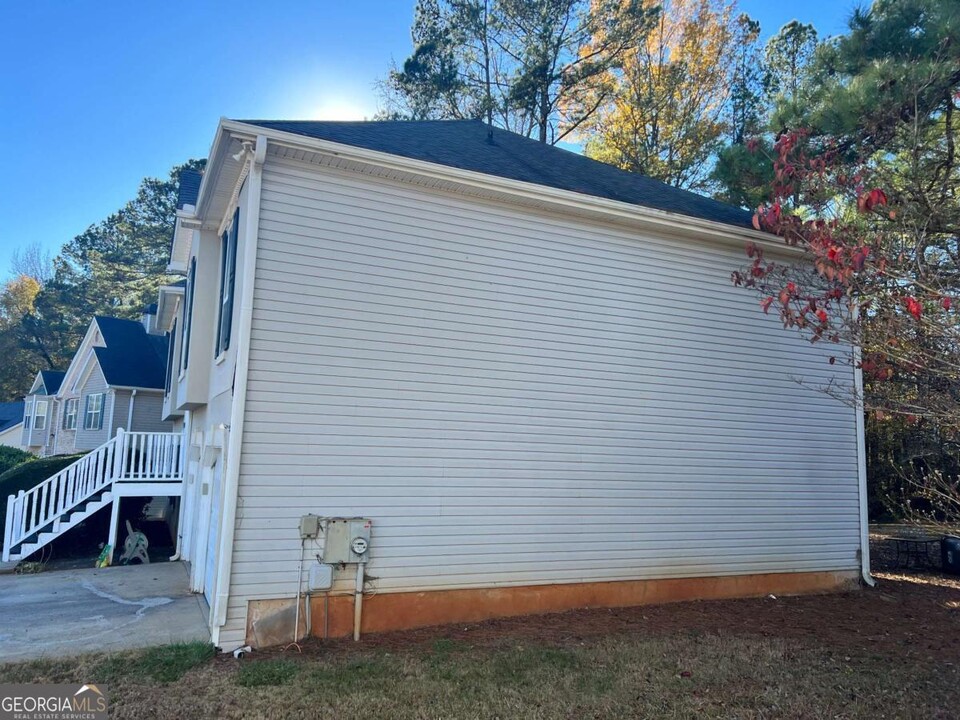 835 Aspen Dr in Lithia Springs, GA - Building Photo