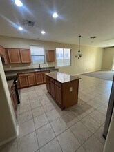 10335 W Robin Ln in Peoria, AZ - Building Photo - Building Photo