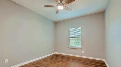 1925 Timber Oaks Dr in Garland, TX - Building Photo - Building Photo