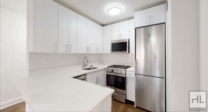 EAST 35 STREET in New York, NY - Foto de edificio - Building Photo