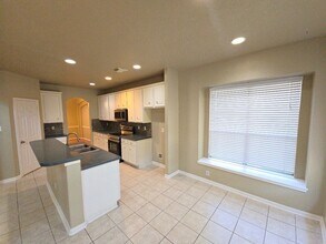 24030 River Pl Dr in Katy, TX - Building Photo - Building Photo