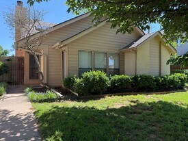 7332 NW 101st St in Oklahoma City, OK - Building Photo