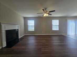 1015 Daniel Ln in Spring Hill, TN - Building Photo - Building Photo