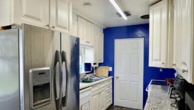 1508 N Woodridge Ave in Muncie, IN - Building Photo - Building Photo