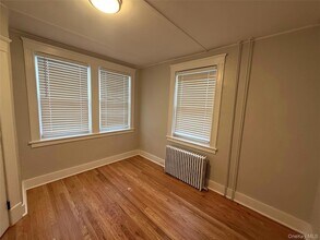 21 Lake St in Highland Falls, NY - Building Photo - Building Photo