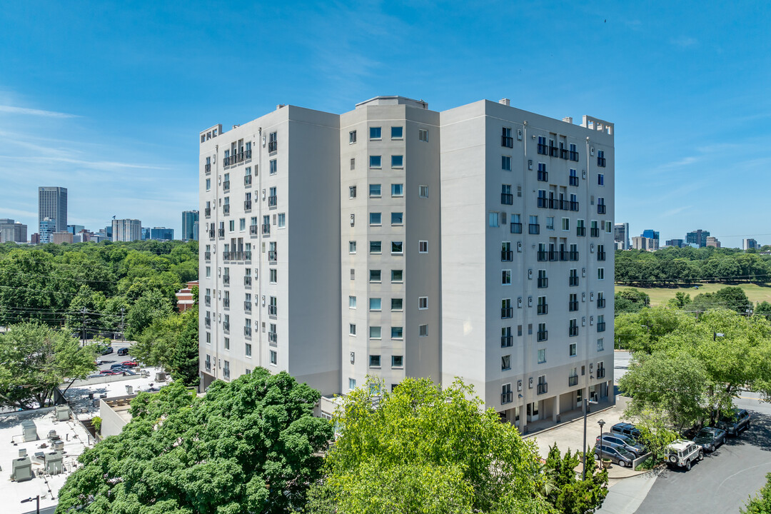 Virginia Hill Condominiums in Atlanta, GA - Building Photo