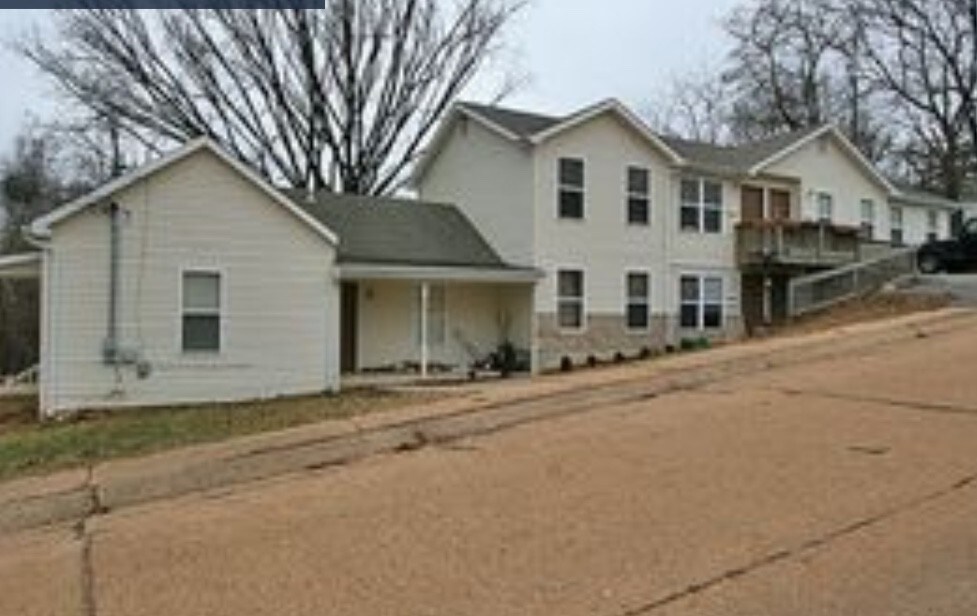 Oak Ridge Apartments De Soto, MO Apartments For Rent