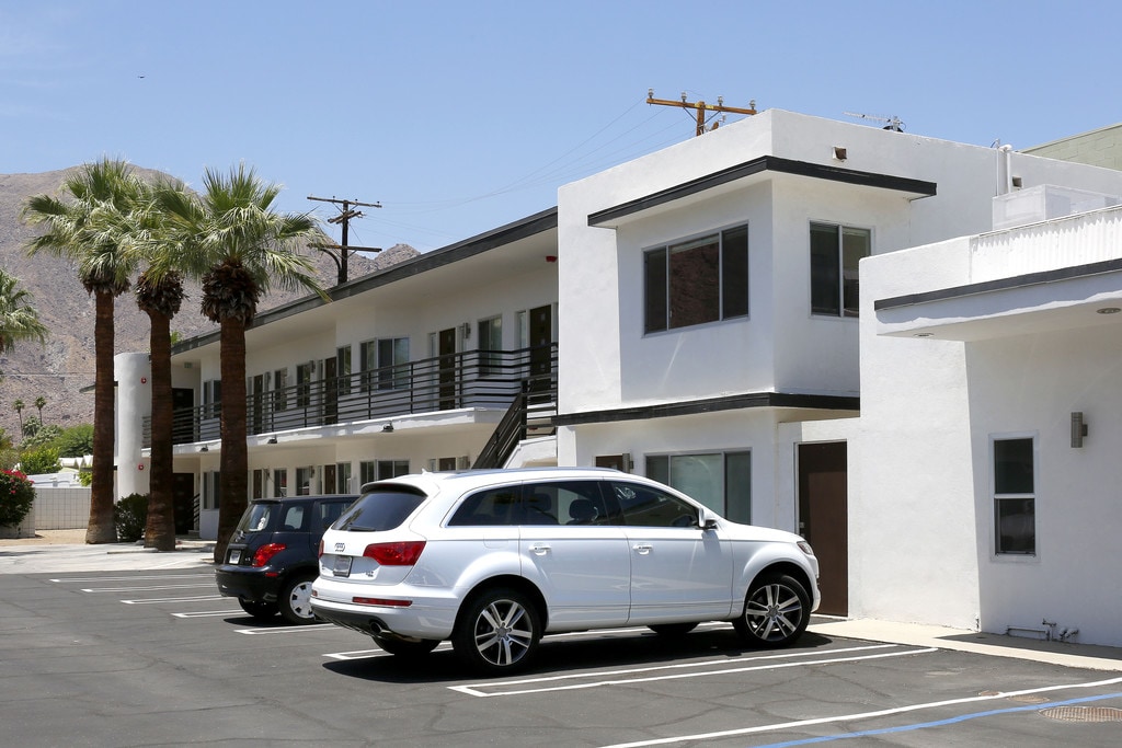 641 North Palm Canyon Drive Apartments Palm Springs, CA Apartments For Rent