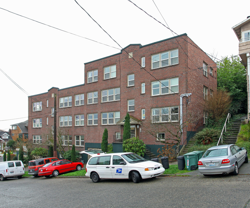 Tudor Apartments in Seattle, WA - Building Photo