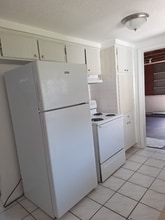 5117 Beacon Hill Dr in New Port Richey, FL - Building Photo - Building Photo