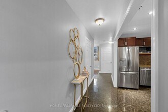 8 Franca Cres in Toronto, ON - Building Photo - Building Photo