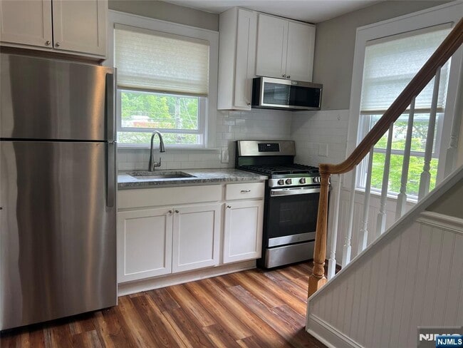 80 3rd in Westwood, NJ - Building Photo - Building Photo