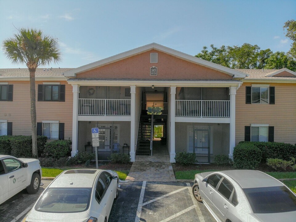 145 N Pearl Lake Causeway-Unit -The Cove at Pearl Lake in Altamonte Springs, FL - Foto de edificio