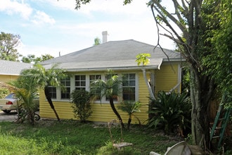 1310 Florida Ave in West Palm Beach, FL - Building Photo - Building Photo