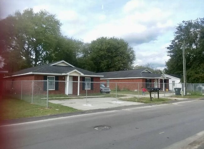 937 Woods St in Orangeburg, SC - Building Photo - Building Photo