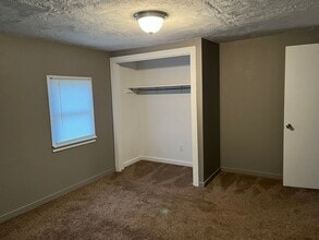 1216 N Steuben Ave in Chanute, KS - Building Photo - Building Photo