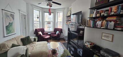 2015 W Saint Paul Ave, Unit 3 in Chicago, IL - Foto de edificio - Building Photo