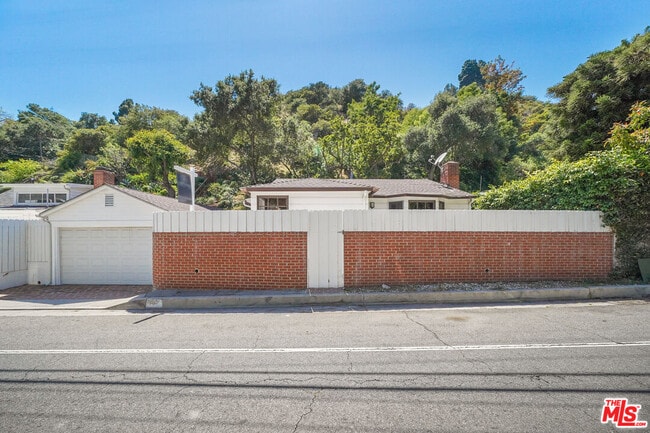 property at 881 N Beverly Glen Blvd