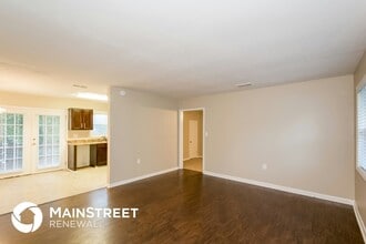 4545 Sahara Dr SW in Atlanta, GA - Foto de edificio - Building Photo