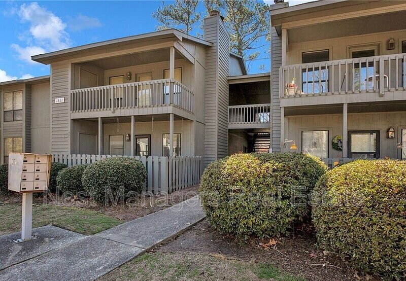 1861 Tryon Dr in Fayetteville, NC - Building Photo