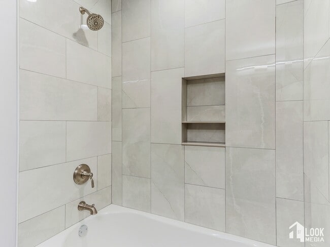 2507 Lillian Ln in Arlington Heights, IL - Building Photo - Building Photo