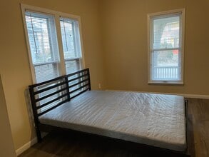705 W California Ave, Unit 1 in Urbana, IL - Building Photo - Building Photo