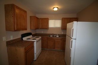 2105-2109 Donna St in North Las Vegas, NV - Building Photo - Interior Photo